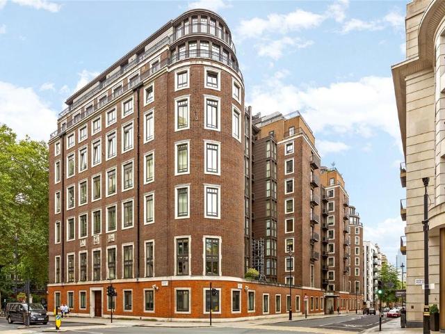 Flat for sale in Westminster, Isle Of Man