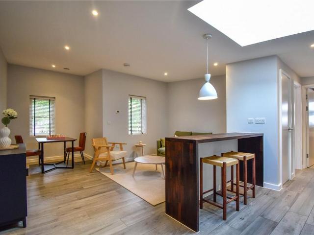 Flat for sale in Arbury, Cambridgeshire