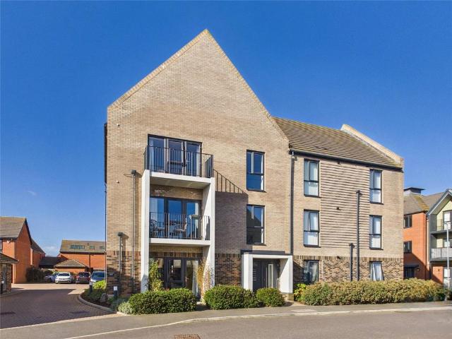Flat for sale in Felixstowe, Eastbridge
