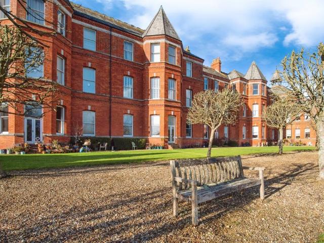 Flat for sale in Charlton Down, East Dorset