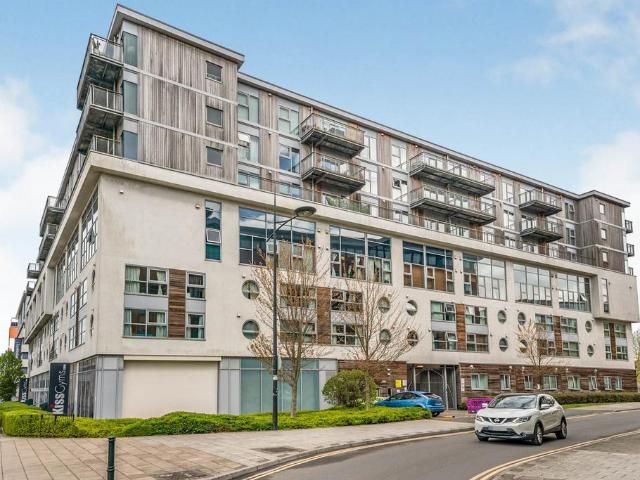 Flat for sale in Rodbourne, Swindon