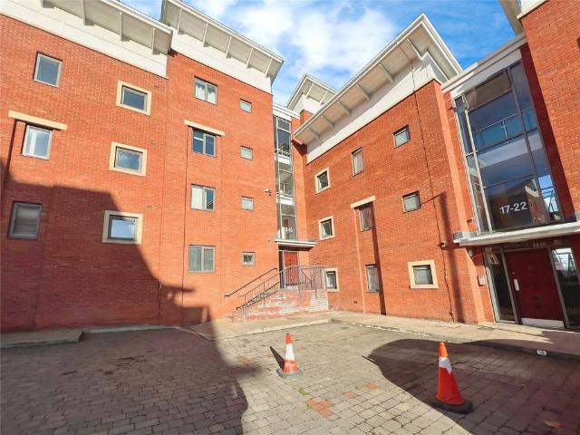 Flat for sale in Bilston, West Midlands