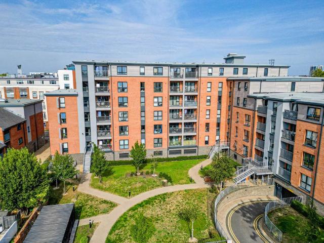 Flat for sale in Katesgrove, Reading