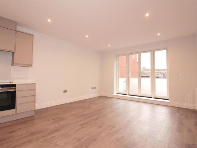 Flat for sale in Maidenhead