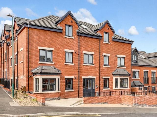 Flat for sale in Sherwood, Haddon