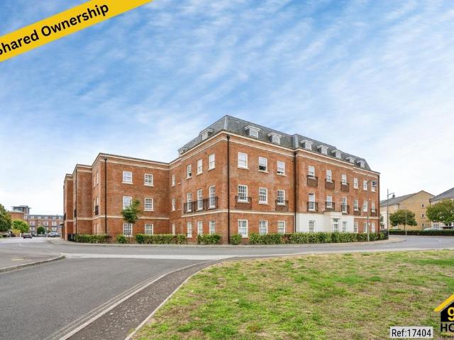Flat for sale in Priddy's Hard, Gosport
