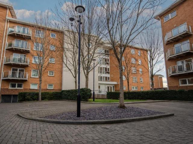 Flat for sale in City Centre, Falcon Lodge