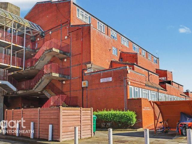 Flat for sale in London Borough of Merton, Greater London