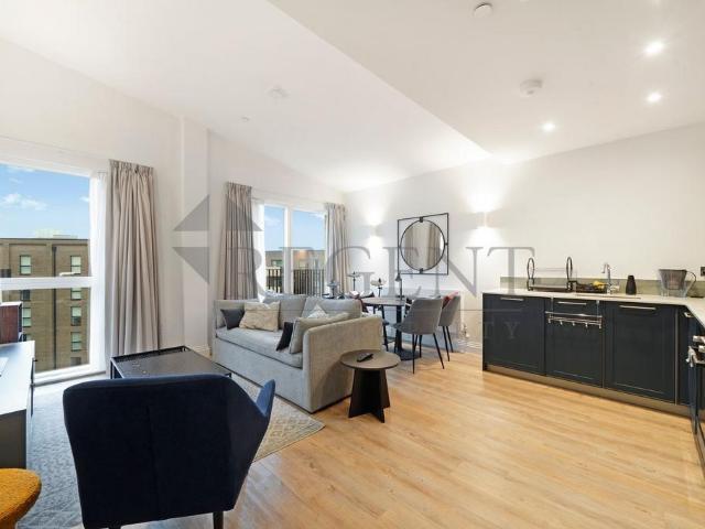 Flat for sale in Newtown, Reading