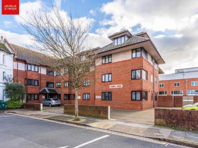 Flat for sale in Aldrington