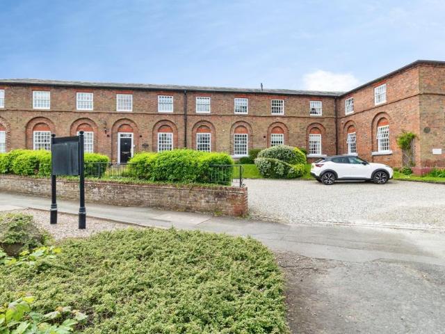 Flat for sale in The Hem, Shropshire