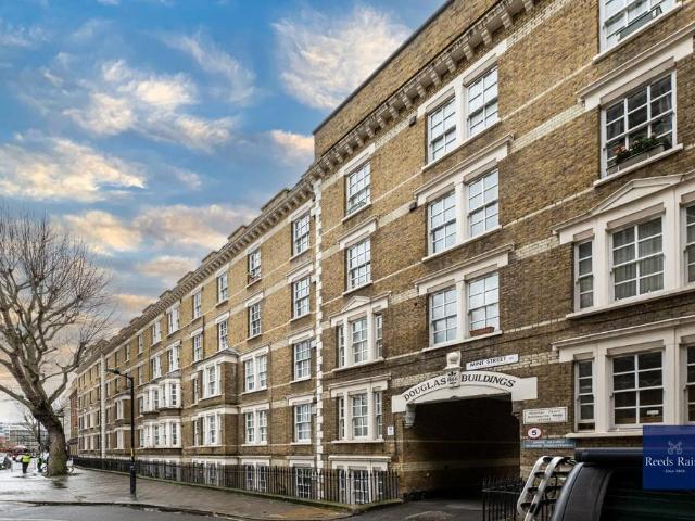 Flat for sale in The Borough, Greater London
