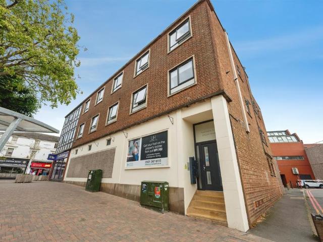 Flat for sale in Smallwood, Redditch