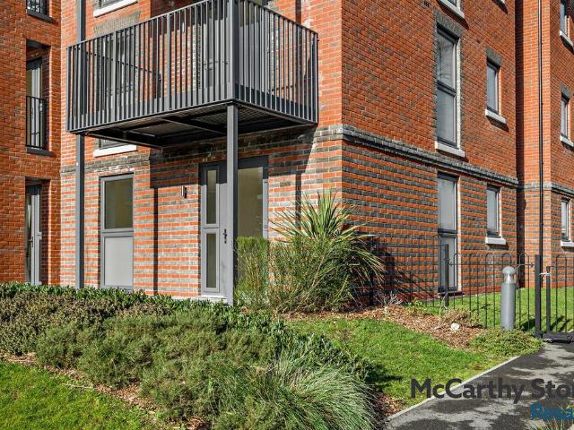 Flat for sale in Thornicombe, East Dorset