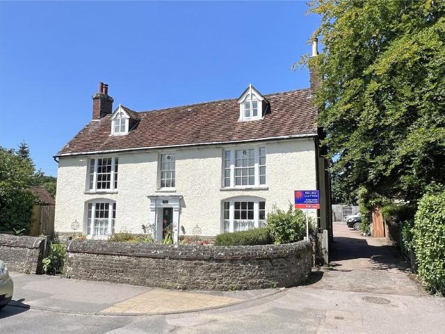 Flat for sale in Littlecote, West Sussex
