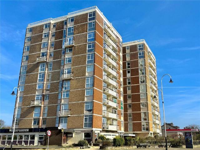 Flat for sale in Meols Cop, Southport