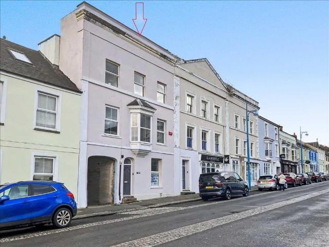 Flat for sale in Pembroke Dock, Wales