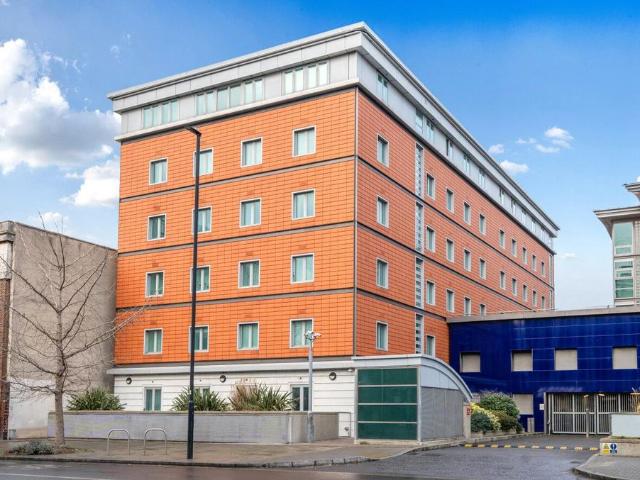 Flat for sale in Greater London