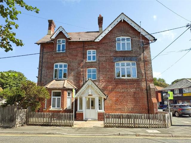 Flat for sale in Totland, Isle Of Wight