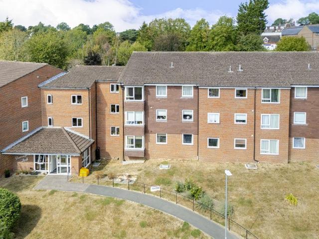 Flat for sale in Cross In Hand, East Sussex