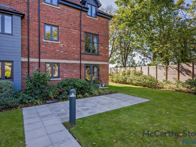 Flat for sale in Comers, Norfolk