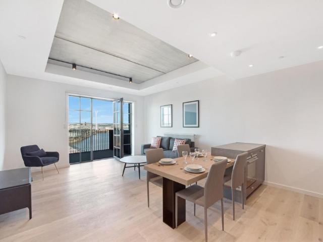 Flat for sale in Goodluck Hope, Cat Hill