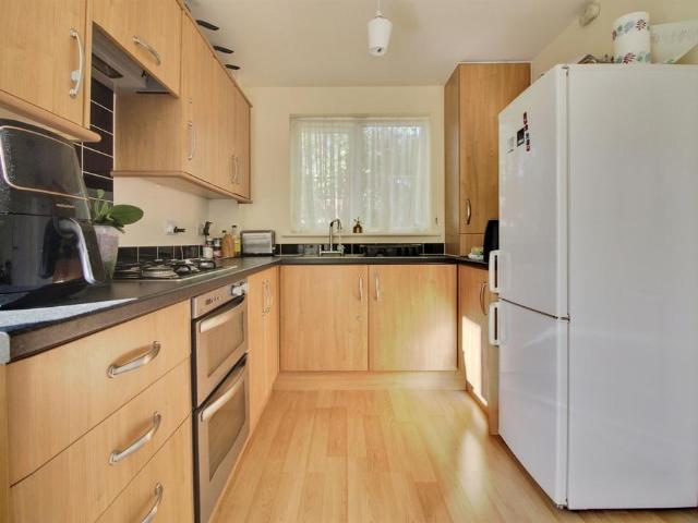 Flat for sale in The Ryde, Fretherne