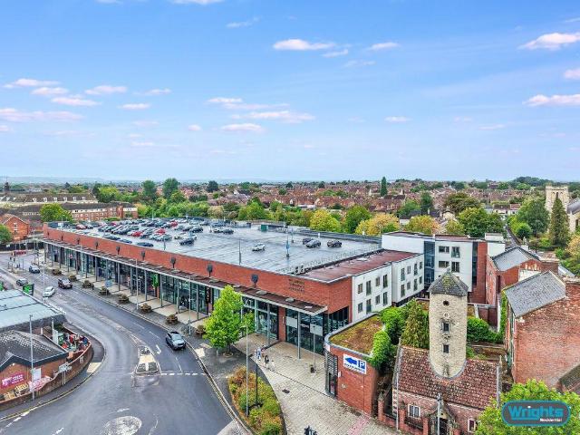 Flat for sale in Trowbridge