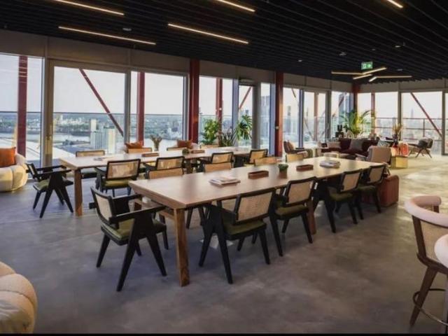 Flat for sale in London City Island, Blackwall