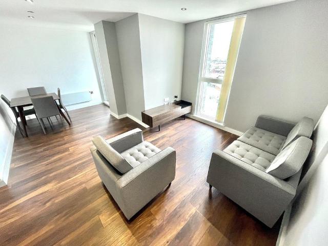 Flat for sale in Hulme, Georgia