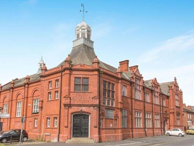 Flat for sale in Leftwich