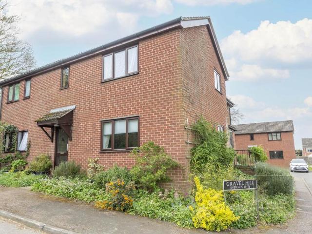 Flat for sale in Burgh St Peter, Norfolk
