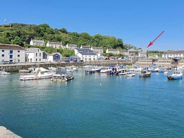 Flat for sale in Porthleven, Cornwall
