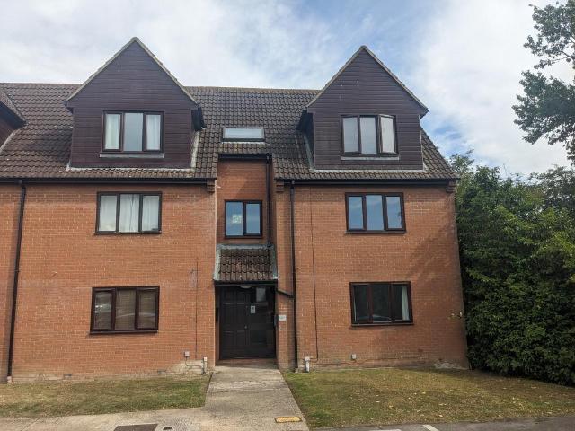 Flat for sale in Haydon Hill, Aylesbury