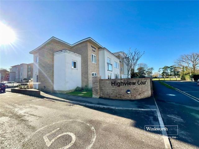 Flat for sale in Highcliffe