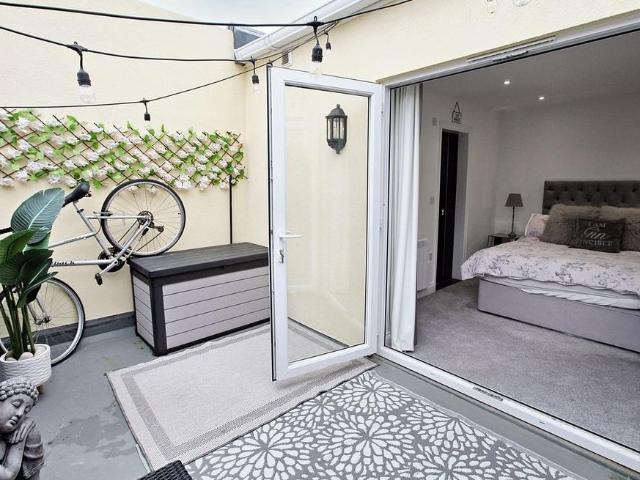 Flat for sale in St Helier, Isle Of Man