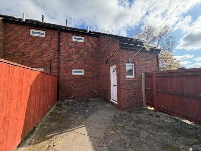 Flat for sale in Castle, Leftwich