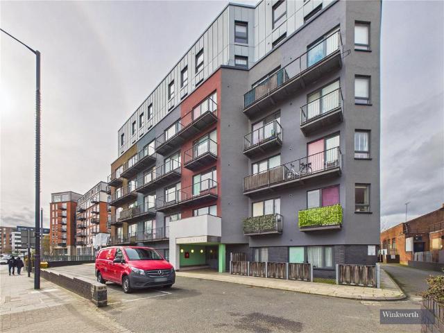 Flat for sale in South Harrow, Greater London