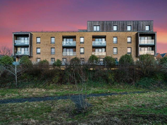 Flat for sale in Horn Park, Greater London