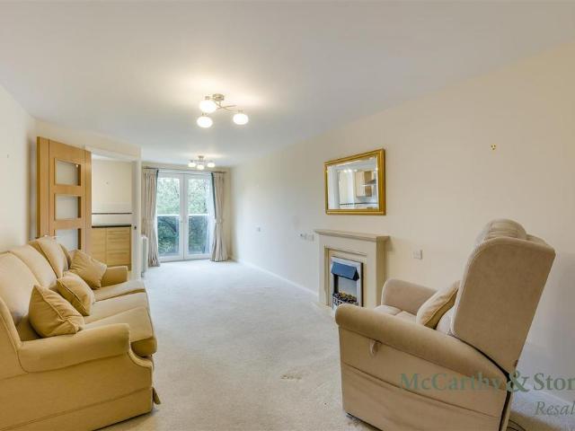 Flat for sale in Moscar Cottages, Sheffield