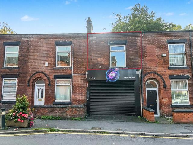 Flat for sale in Pendock, Greater Manchester