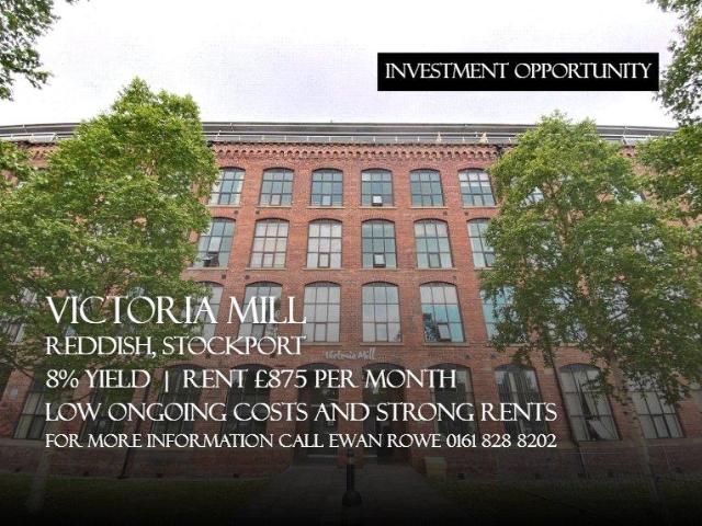 Flat for sale in Reddish, Greater Manchester