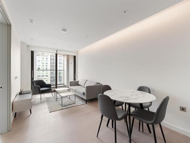 Flat for sale in City of Westminster, Greater London