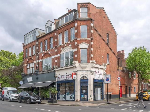 Flat for sale in Muswell Hill, Isle Of Man