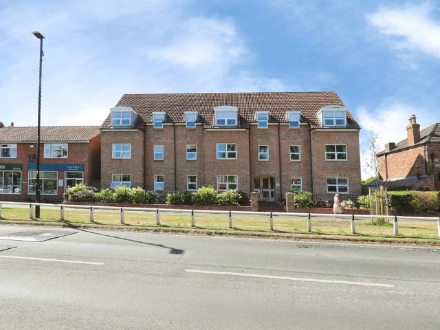 Flat for sale in Haxby, York