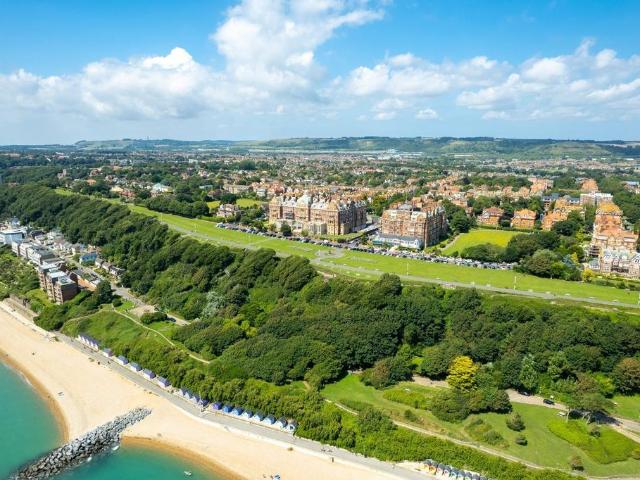 Flat for sale in Folkestone