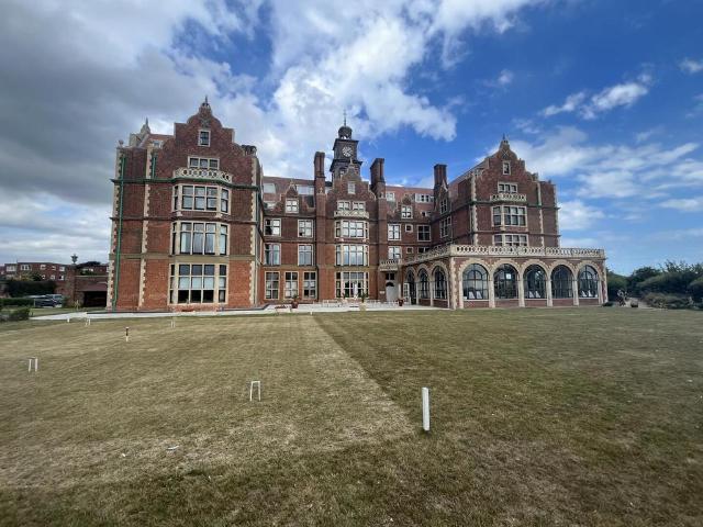 Flat for sale in Walton, Eastbridge