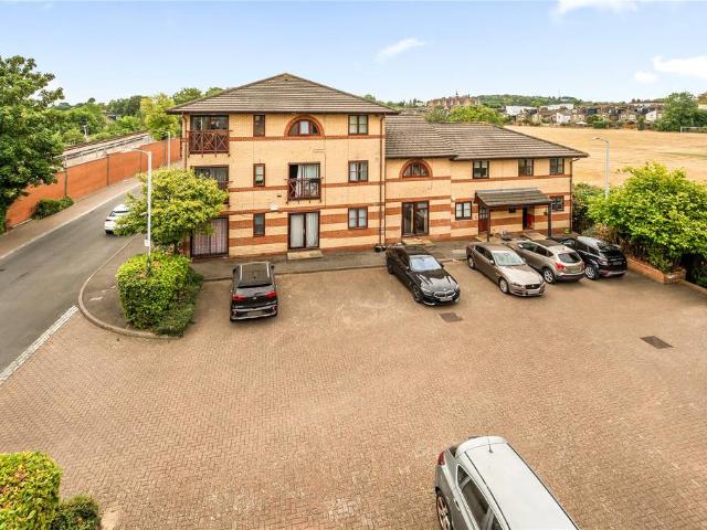Flat for sale in London Borough of Lewisham, Brockley