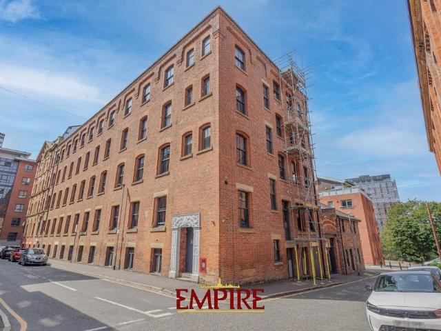 Flat for sale in Georgia, Greater Manchester