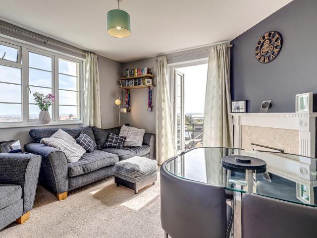 Flat for sale in Alton Barnes, Isle Of Man